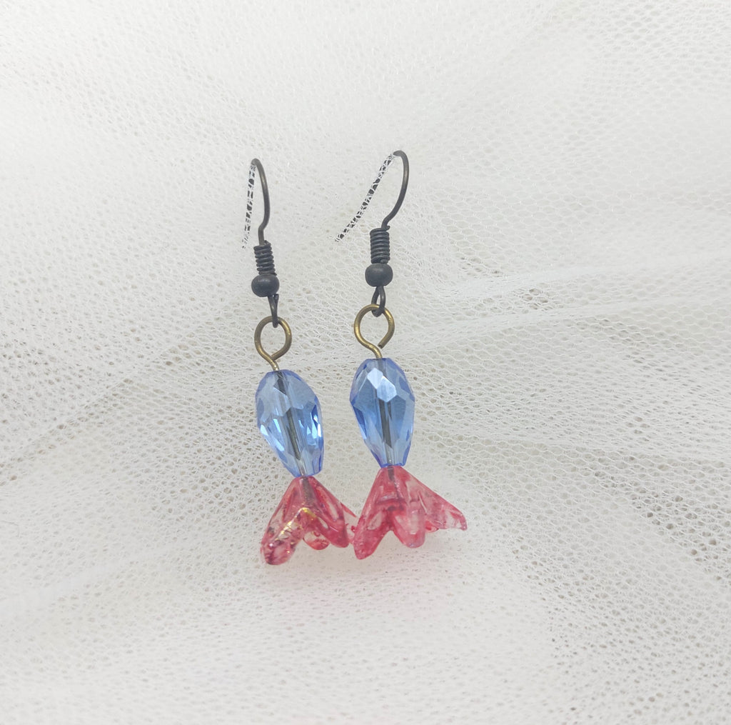 Skypetal Drop Earrings Azzure Red / Onyx Sea