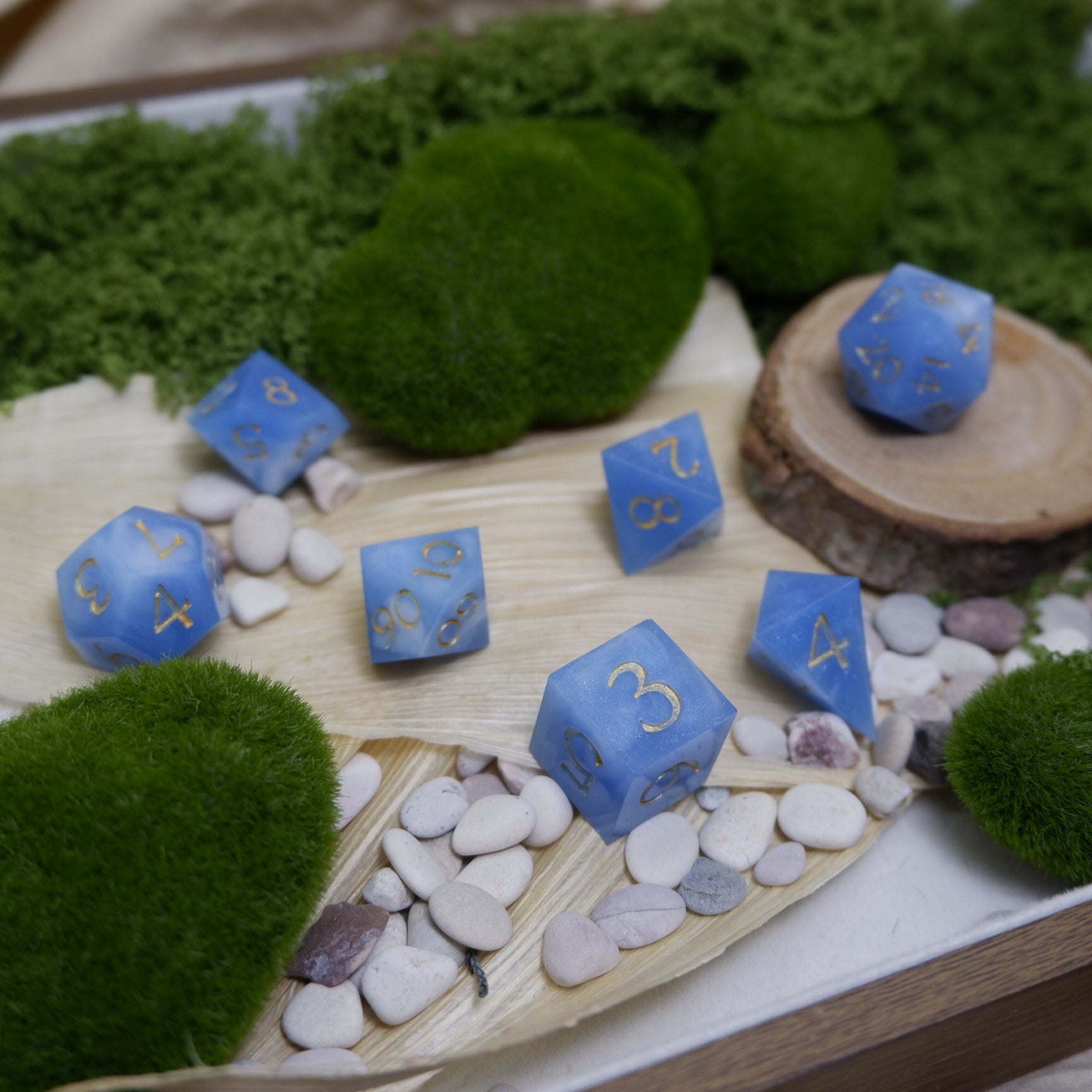 Frostmaiden Touch Artisan Dice Set
