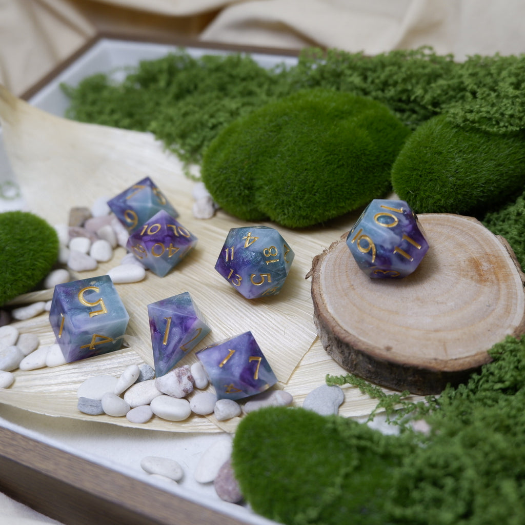 Darkforest Light Artisan Dice Set