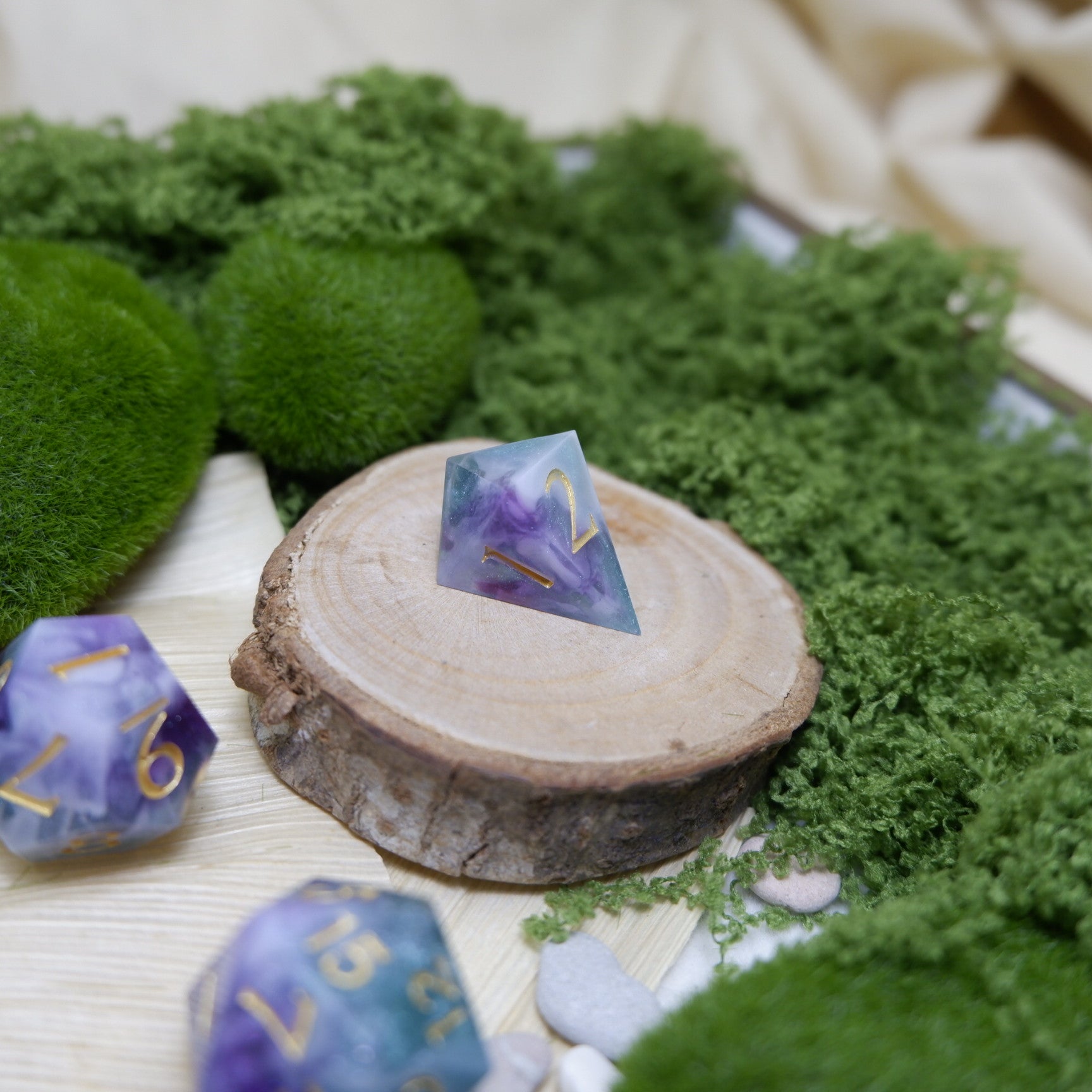 Darkforest Light Artisan Dice Set